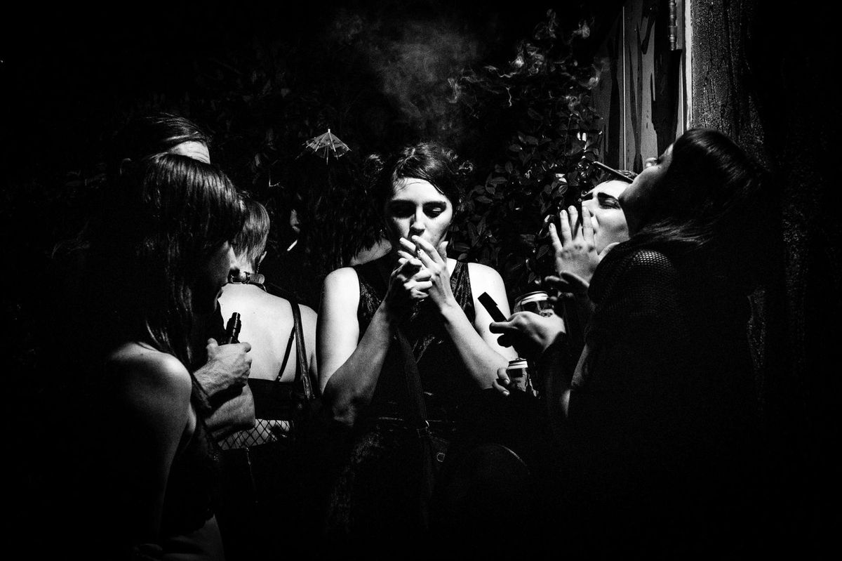 people in club - Smoking Club Opening License