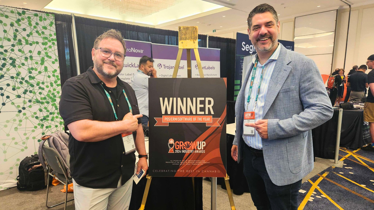 GrowerIQ Triumphs at the 2024 GrowUp Awards with Software of the Year Win!